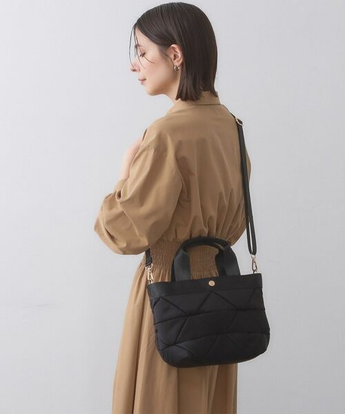OPAQUE.CLIP / オペーク ドット クリップ トートバッグ | 【2WAY／軽量】トライアングルキルティングミドルトートバッグ | 詳細3
