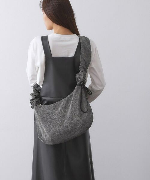 OPAQUE.CLIP / オペーク ドット クリップ ショルダーバッグ | 【2WAY】ドロストフリルハンドルラメミドルショルダーバッグ | 詳細3