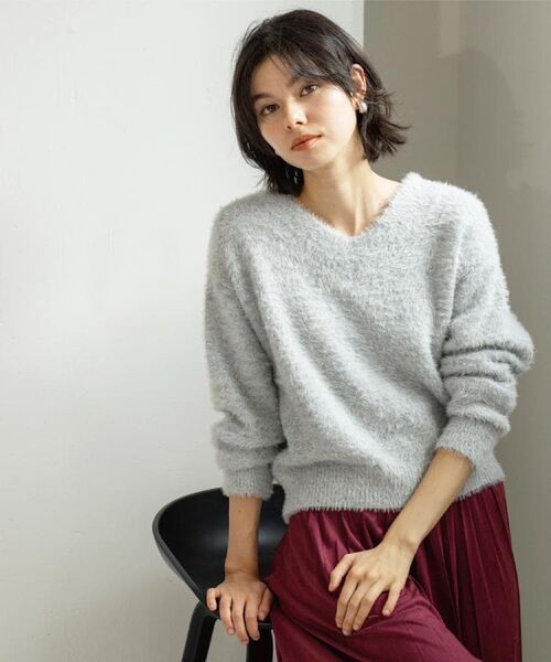 OPAQUE.CLIP / オペーク ドット クリップ ニット・セーター | スパンコールフェザーVネックニット【洗濯機OK】 | 詳細3