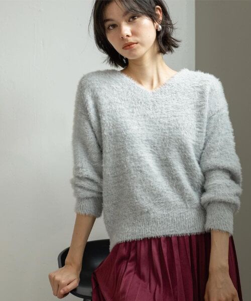 OPAQUE.CLIP / オペーク ドット クリップ ニット・セーター | スパンコールフェザーVネックニット【洗濯機OK】 | 詳細7