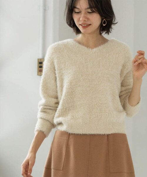 OPAQUE. CLIP/オペーク ドット クリップ スパンコールフェザーVネックニット【洗濯機OK】 ライトベージュ(651) 40(L)