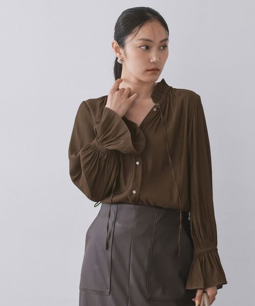 OPAQUE. CLIP/オペーク ドット クリップ フリルカラーブラウス【洗濯機OK】 ブラウン(044) 42(LL) OPAQUE. CLIP/オペーク ドット クリップ フリルカラーブラウス【洗濯機OK】 ブラウン(044) 42(LL)