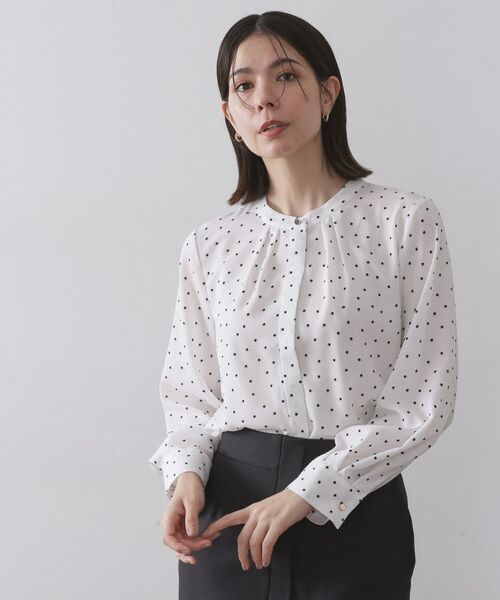 OPAQUE.CLIP / オペーク ドット クリップ シャツ・ブラウス | プリント柄タックデザインブラウス【洗濯機OK】(ホワイト(101))