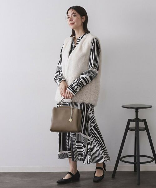 OPAQUE.CLIP / オペーク ドット クリップ トートバッグ | 《BAILA掲載》3層仕様バイカラー合皮ミドルトートバッグ【軽量／2WAY】 | 詳細5