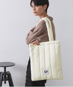 OPAQUE.CLIP / オペーク ドット クリップ トートバッグ | 【軽量／カラビナチャーム付き／A4サイズ対応】ストライプキルトパフィートートバッグ