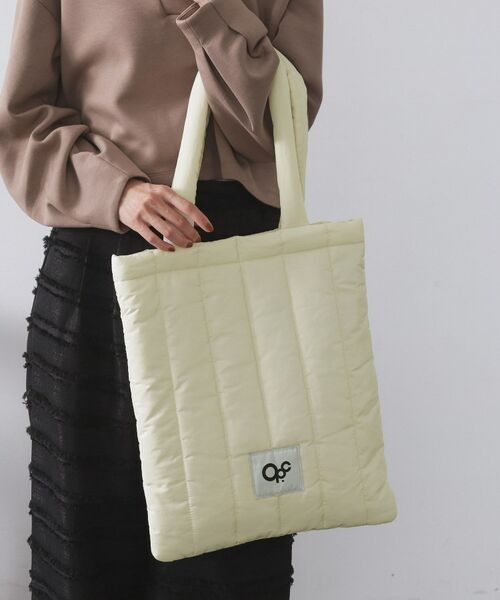 OPAQUE.CLIP / オペーク ドット クリップ トートバッグ | 【軽量／カラビナチャーム付き／A4サイズ対応】ストライプキルトパフィートートバッグ | 詳細1