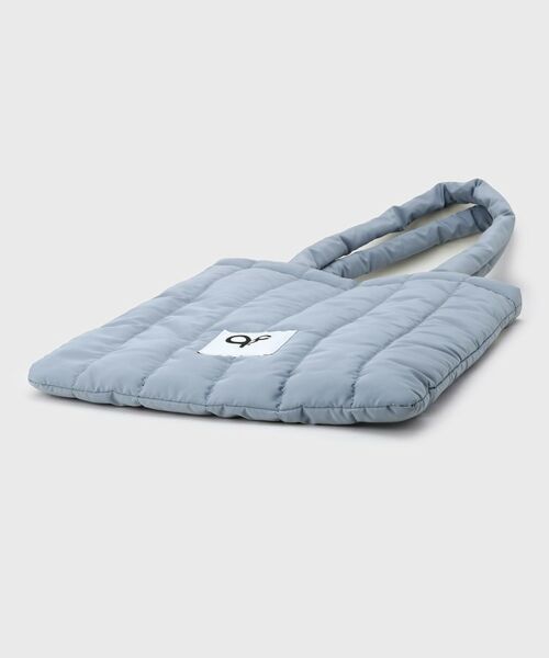 OPAQUE.CLIP / オペーク ドット クリップ トートバッグ | 【軽量／カラビナチャーム付き／A4サイズ対応】ストライプキルトパフィートートバッグ | 詳細15