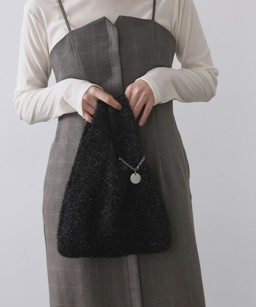 OPAQUE.CLIP / オペーク ドット クリップ トートバッグ | メタルチャーム付きラメニットバッグ | 詳細5