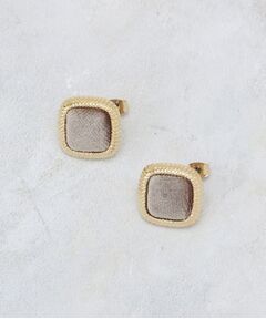 OPAQUE.CLIP / オペーク ドット クリップ ピアス・イヤリング | ベロア×ゴールドメタル縁取りスクエアピアス