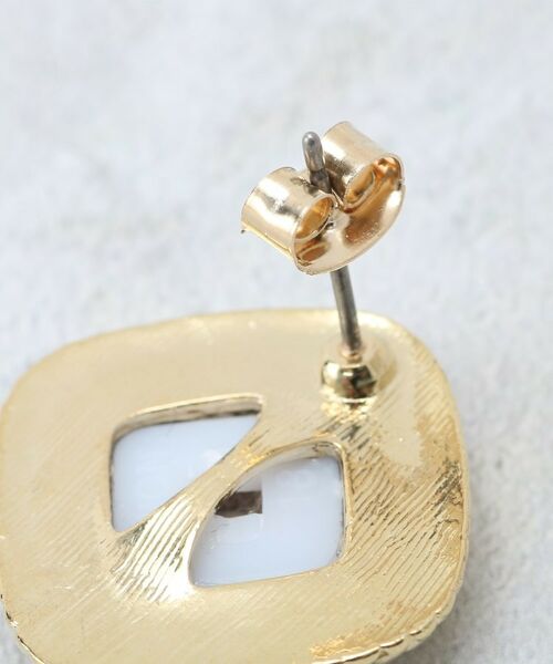 OPAQUE.CLIP / オペーク ドット クリップ ピアス・イヤリング | ベロア×ゴールドメタル縁取りスクエアピアス | 詳細3