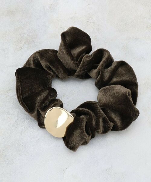 OPAQUE.CLIP / オペーク ドット クリップ ヘアアクセサリー | ベロア×メタルシュシュ | 詳細1