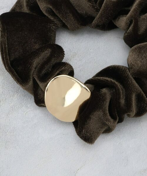 OPAQUE.CLIP / オペーク ドット クリップ ヘアアクセサリー | ベロア×メタルシュシュ | 詳細3