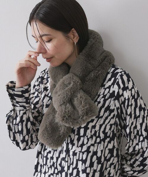 OPAQUE.CLIP / オペーク ドット クリップ マフラー・ショール・スヌード・ストール | フェイクファー差し込みティペット | 詳細5