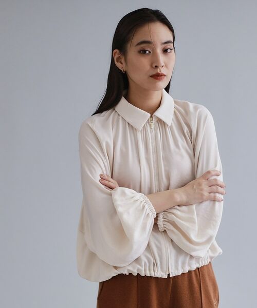 OPAQUE. CLIP/オペーク ドット クリップ 【es】ヴィンテージサテン ボリュームジップブラウス【洗濯機OK】 アイボリー(004) 38(M)