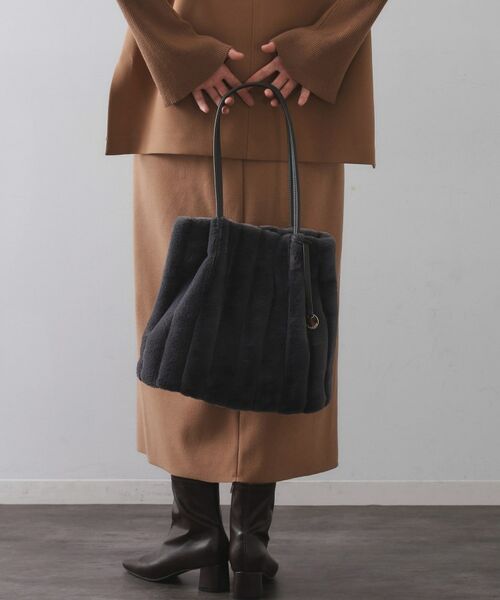 OPAQUE.CLIP / オペーク ドット クリップ トートバッグ | 【A4サイズ対応／マチ付き】ストライプフェイクファートートバッグ | 詳細5