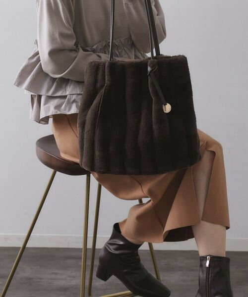 OPAQUE.CLIP / オペーク ドット クリップ トートバッグ | 【A4サイズ対応／マチ付き】ストライプフェイクファートートバッグ | 詳細9