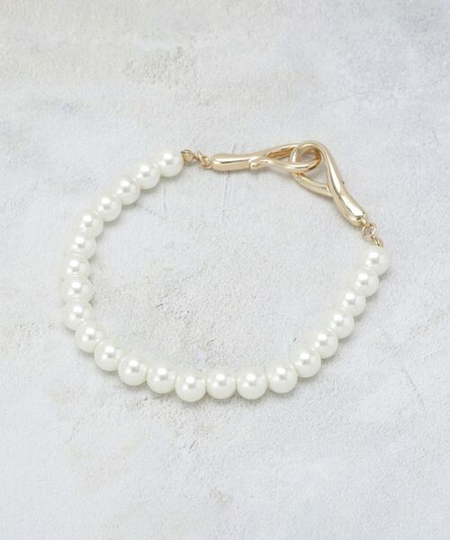 OPAQUE.CLIP / オペーク ドット クリップ ブレスレット・バングル | フェイクパールフック付きブレスレット | 詳細1