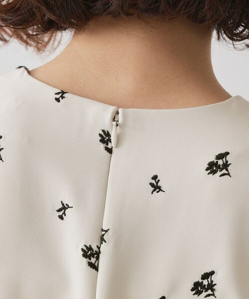 OPAQUE.CLIP / オペーク ドット クリップ シャツ・ブラウス | フラワー刺繍ペプラムブラウス【洗濯機OK】 | 詳細13