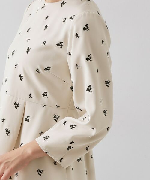 OPAQUE.CLIP / オペーク ドット クリップ シャツ・ブラウス | フラワー刺繍ペプラムブラウス【洗濯機OK】 | 詳細14