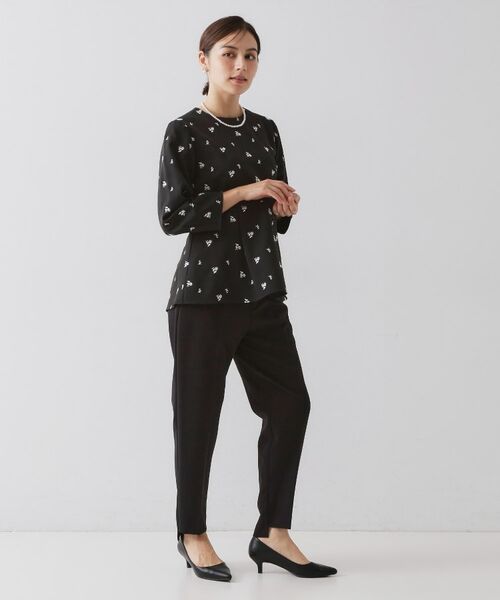 OPAQUE.CLIP / オペーク ドット クリップ シャツ・ブラウス | フラワー刺繍ペプラムブラウス【洗濯機OK】 | 詳細2