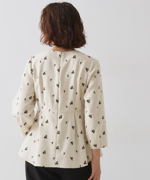 OPAQUE.CLIP / オペーク ドット クリップ シャツ・ブラウス | フラワー刺繍ペプラムブラウス【洗濯機OK】 | 詳細5