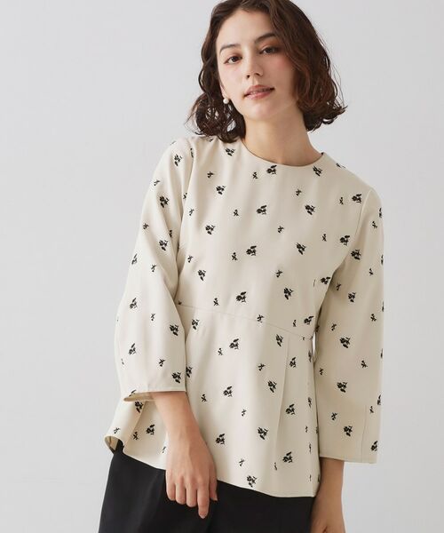 OPAQUE. CLIP/オペーク ドット クリップ フラワー刺繍ペプラムブラウス【洗濯機OK】 ライトベージュ(151) 38(M)