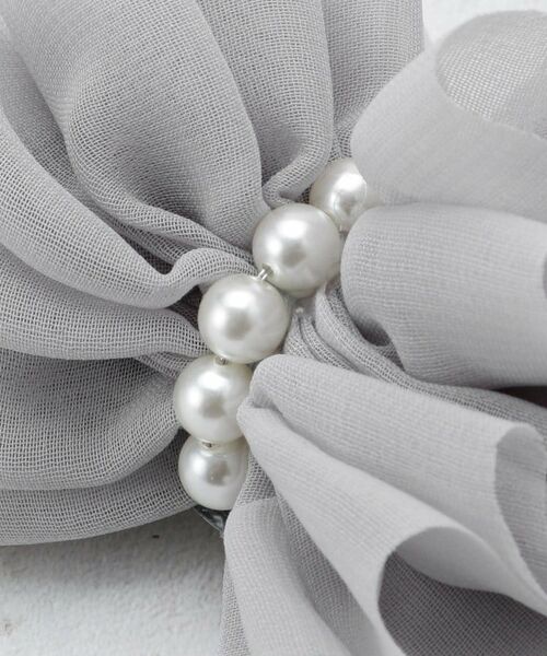 OPAQUE.CLIP / オペーク ドット クリップ ブローチ・コサージュ | シフォン×フェイクパール リボン型コサージュ | 詳細4