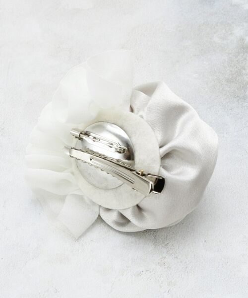 OPAQUE.CLIP / オペーク ドット クリップ ブローチ・コサージュ | フェイクパールローズコサージュ | 詳細2