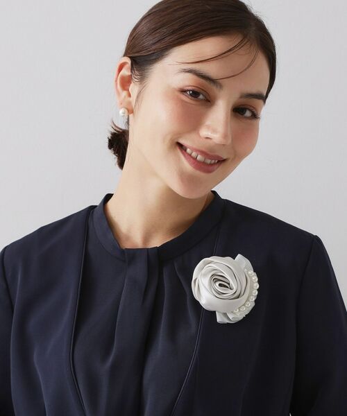 OPAQUE.CLIP / オペーク ドット クリップ ブローチ・コサージュ | フェイクパールローズコサージュ | 詳細6