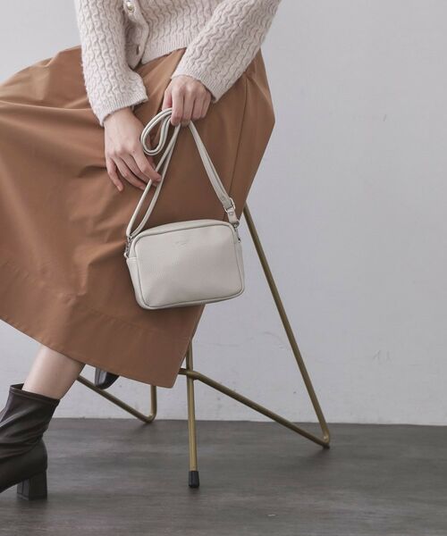 OPAQUE.CLIP / オペーク ドット クリップ ショルダーバッグ | シュリンク合皮スクエアミニショルダーバッグ【軽量／長さ調整可能】 | 詳細5