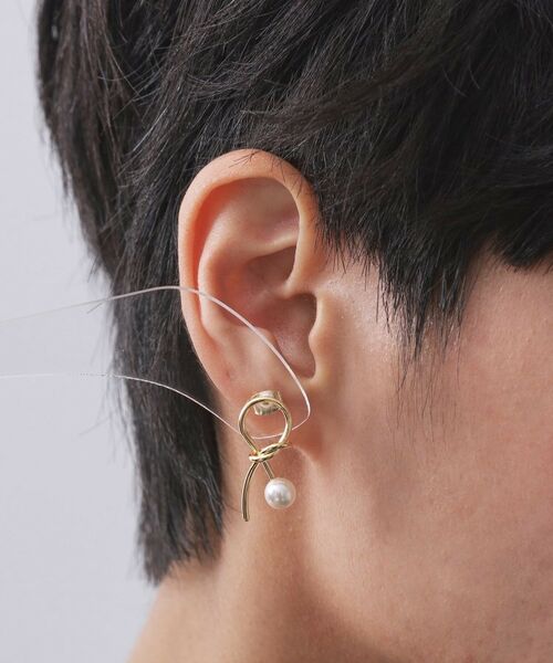 OPAQUE.CLIP / オペーク ドット クリップ ピアス・イヤリング | ねじれメタルフェイクパールピアス | 詳細4