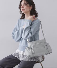 フロントポケット3層デザインショルダーバッグ【マルチポケット】