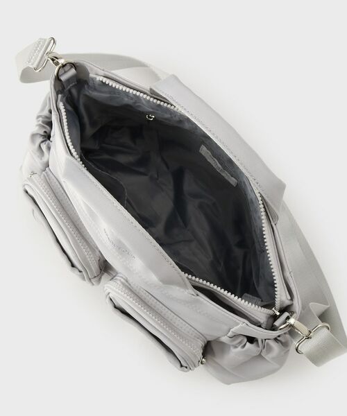 OPAQUE.CLIP / オペーク ドット クリップ トートバッグ | フロントWポケット3層デザインミドルトートバッグ【2WAY／マルチポケット】 | 詳細14