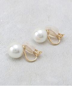 フェイクパールイヤリング