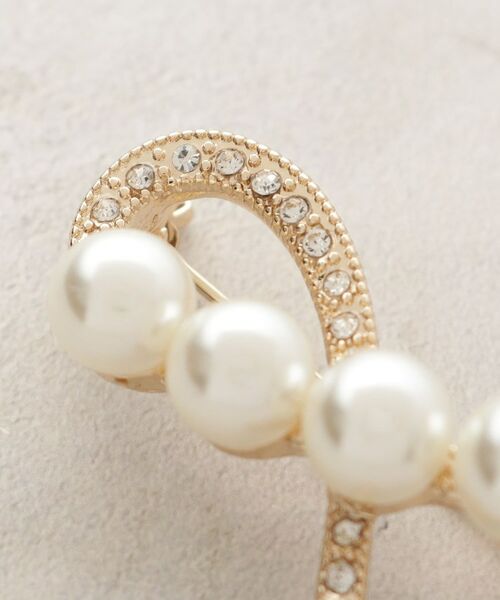 OPAQUE.CLIP / オペーク ドット クリップ ブローチ・コサージュ | フェイクパール カーブラインブローチ | 詳細3