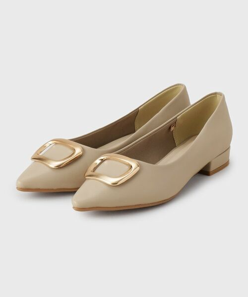 OPAQUE.CLIP / オペーク ドット クリップ パンプス | デザインバックル付ポインテッドフラットパンプス（ベージュ(052)）