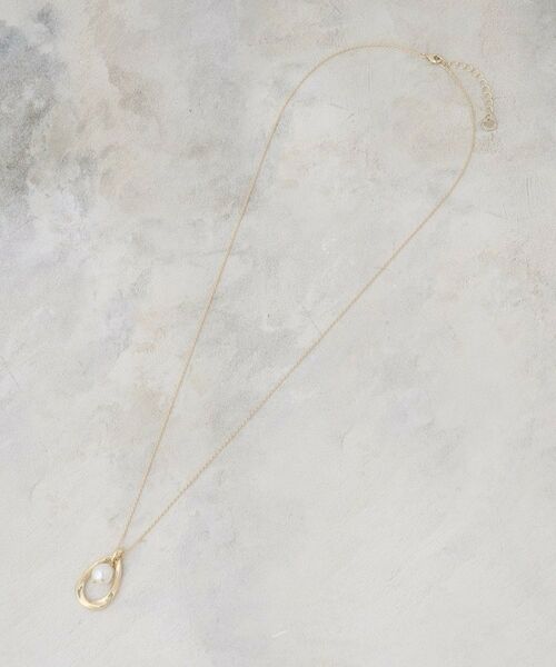 OPAQUE.CLIP / オペーク ドット クリップ ネックレス・ペンダント・チョーカー | 大ぶりメタルしずく×フェイクパール ネックレス | 詳細2