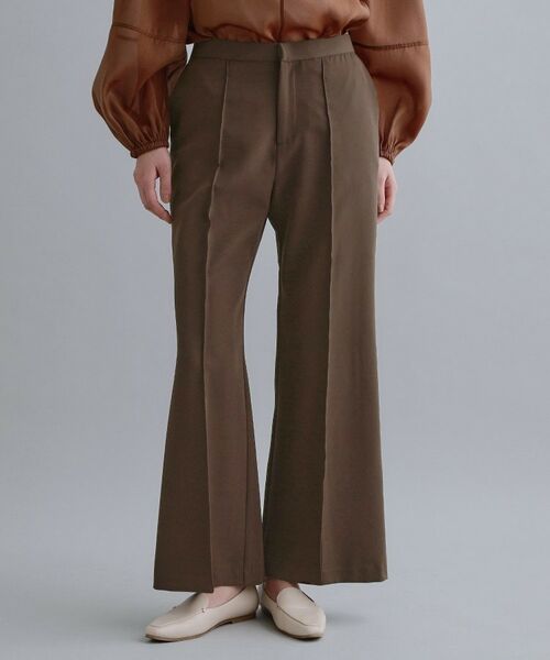 OPAQUE.CLIP / オペーク ドット クリップ パンツ | 【es】ストレッチピンタックフレアパンツ【洗濯機OK／抗ピル】（ブラウン(044)）