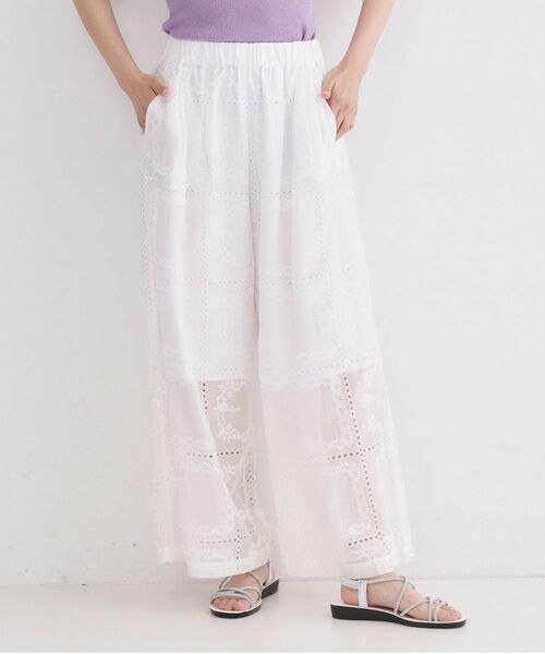 OPAQUE.CLIP / オペーク ドット クリップ パンツ | カットワーク刺繍イージーワイドパンツ／セットアップ対応可【洗濯機OK】（ホワイト(001)）