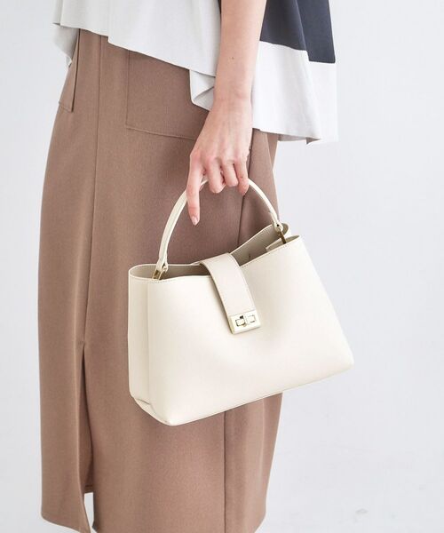 OPAQUE.CLIP / オペーク ドット クリップ ハンドバッグ | 【2WAY】サフィアーノ調ミドルワンハンドルバッグ（アイボリー(004)）