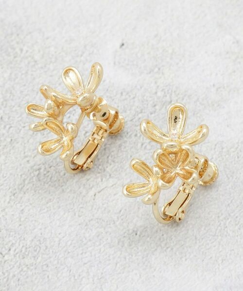 OPAQUE.CLIP / オペーク ドット クリップ ピアス・イヤリング | フラワーアッセンブルイヤリング | 詳細1