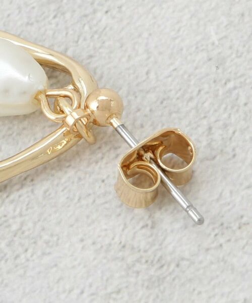 OPAQUE.CLIP / オペーク ドット クリップ ピアス・イヤリング | メタル×フェイクパールスイングデザインピアス | 詳細3