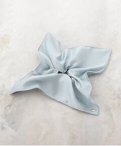 OPAQUE.CLIP / オペーク ドット クリップ ヘアアクセサリー | スクエアデザインサテンシュシュ