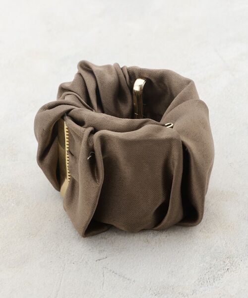 OPAQUE.CLIP / オペーク ドット クリップ ヘアアクセサリー | サテンデザインヘアカフ | 詳細1