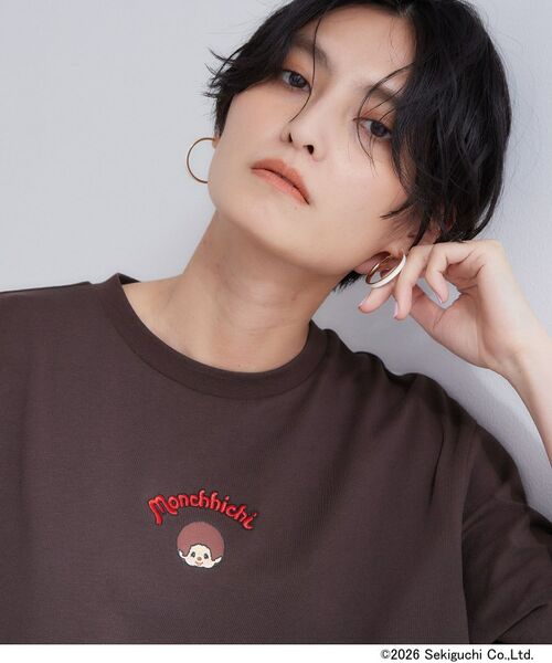 OPAQUE.CLIP / オペーク ドット クリップ Tシャツ | 【モンチッチ】フロントプリント＆ロゴ刺繍ショートTシャツ《洗濯機OK》（ブラウン(044)）