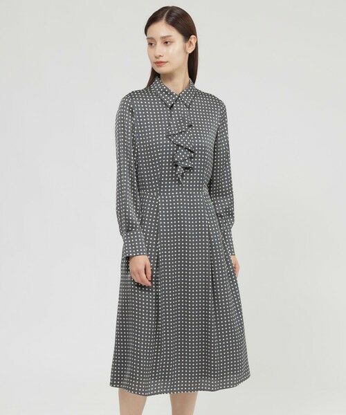 Paul Stuart/ポール・スチュアート 【Nikkei magazine掲載】【ウォッシャブル】ラインドット ワンピース ライトグレー 4 Paul Stuart/ポール・スチュアート 【Nikkei magazine掲載】【ウォッシャブル】ラインドット ワンピース ライトグレー 4