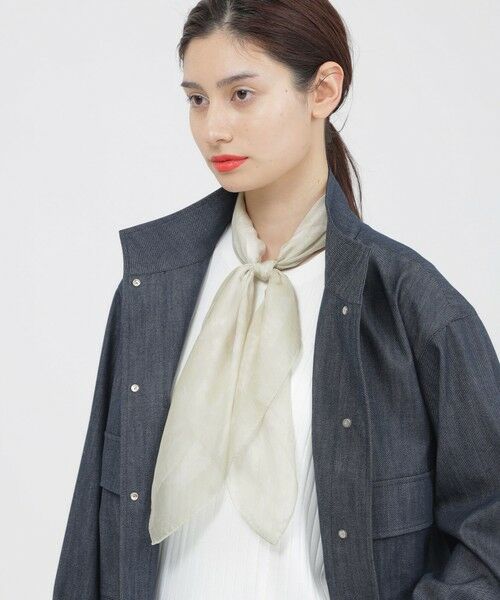 Paul Stuart / ポール・スチュアート マフラー・ショール・スヌード・ストール | 【ウォッシャブル】シアーフラワースカーフ | 詳細2