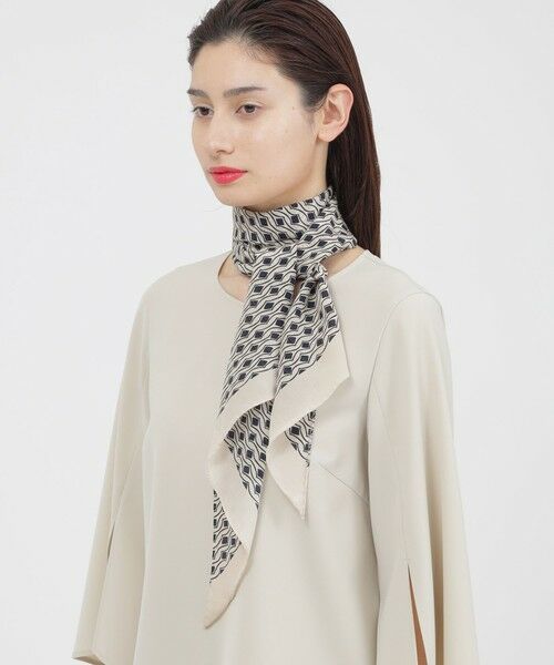 Paul Stuart / ポール・スチュアート マフラー・ショール・スヌード・ストール | スクエアジオメトリックストール | 詳細2