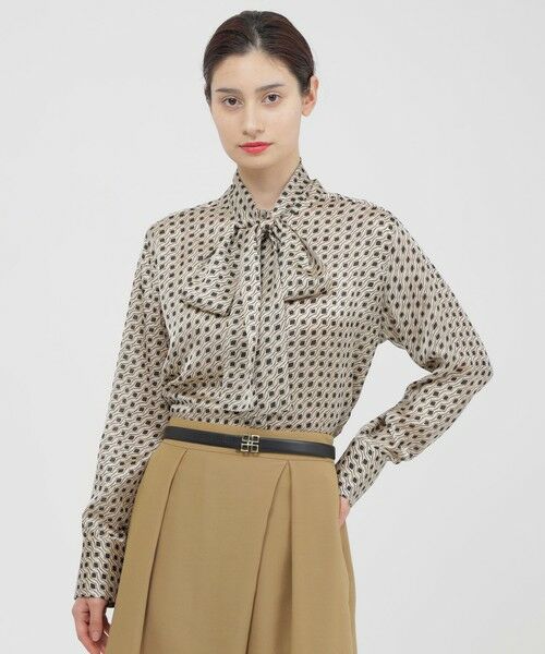 Paul Stuart / ポール・スチュアート シャツ・ブラウス | 【ウォッシャブル】スクエアジオメトリック　ブラウス（ベージュ）