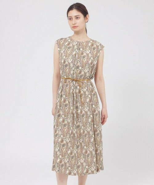 Paul Stuart / ポール・スチュアート ロング・マキシ丈ワンピース | 【Nikkei Magazine掲載】【ウォッシャブル】ペイズリー　ワンピース（ベージュ）